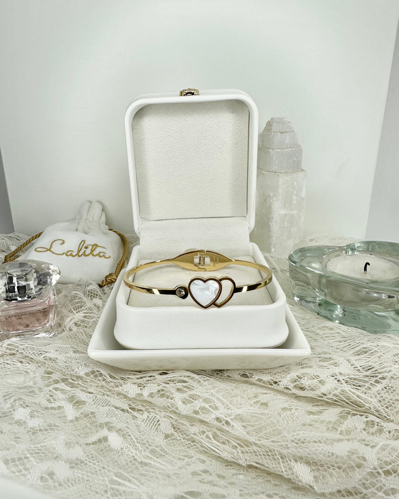 Two Hearts Bracelet Gold